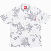 かりゆしウェア平置き画像（アイボリー）