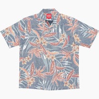 かりゆしウェア平置き画像（ネイビー）