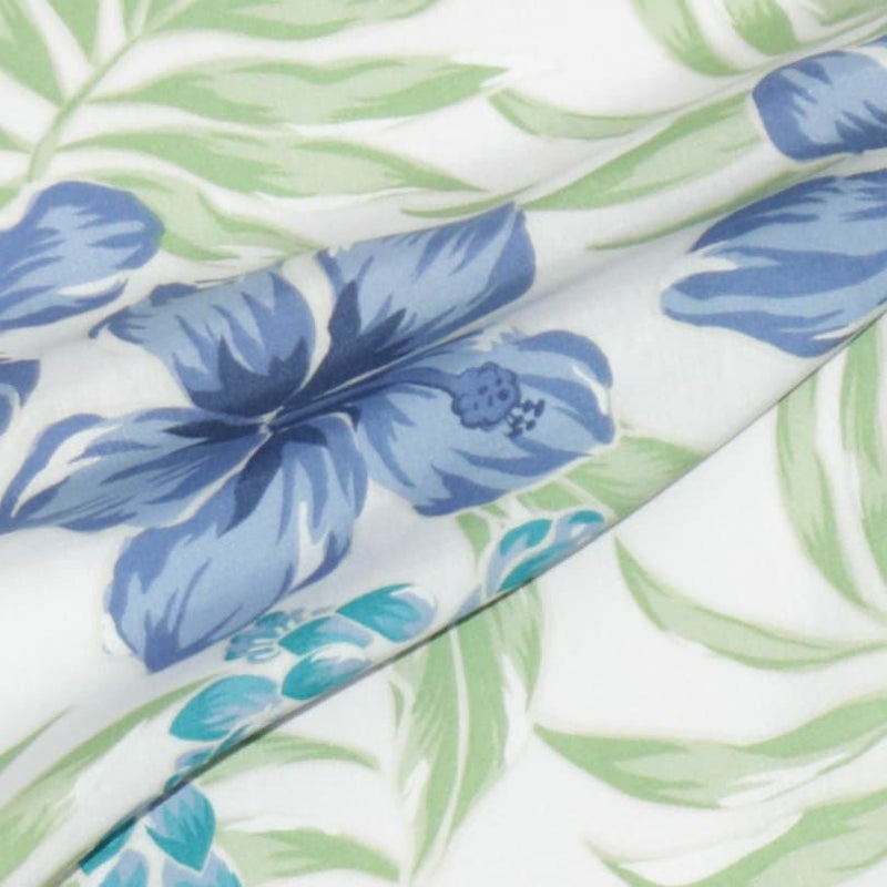 かりゆしウェア平置き画像（生地感確認）