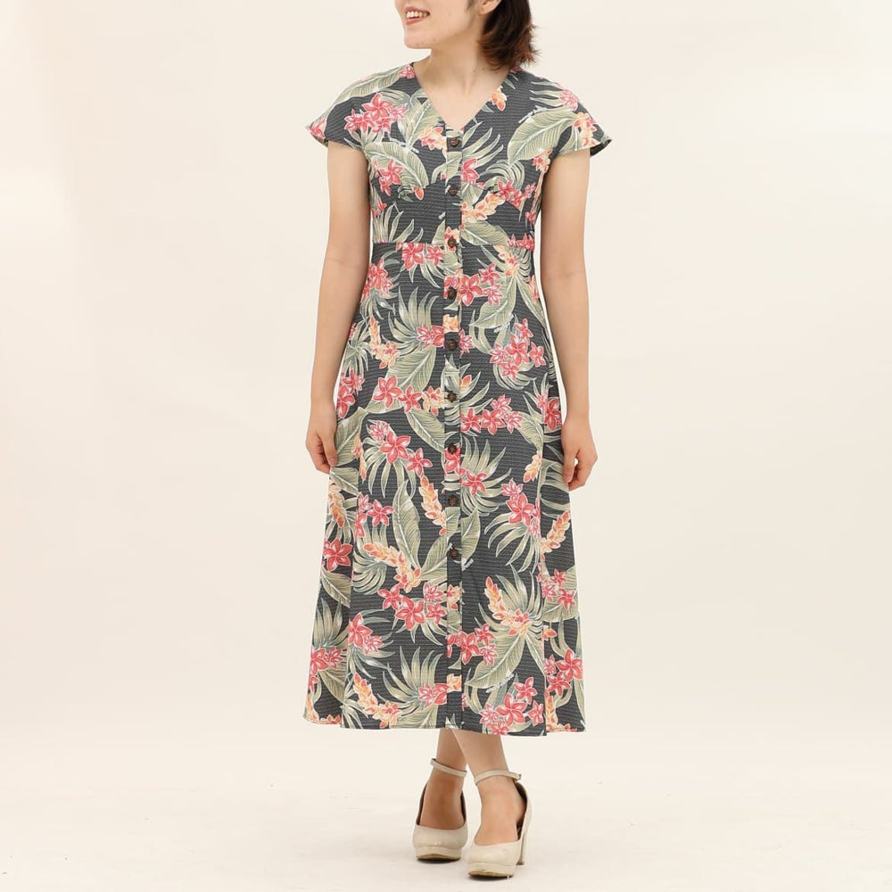 かりゆしウェア平置き画像（ブラック）