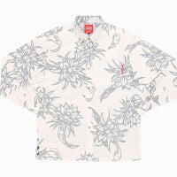 かりゆしウェア平置き画像（アイボリー）