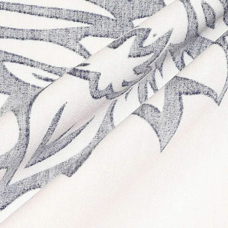 かりゆしウェア平置き画像（生地感確認）