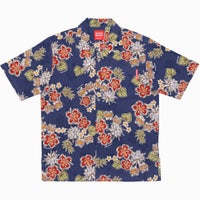 かりゆしウェア平置き画像（ネイビー）