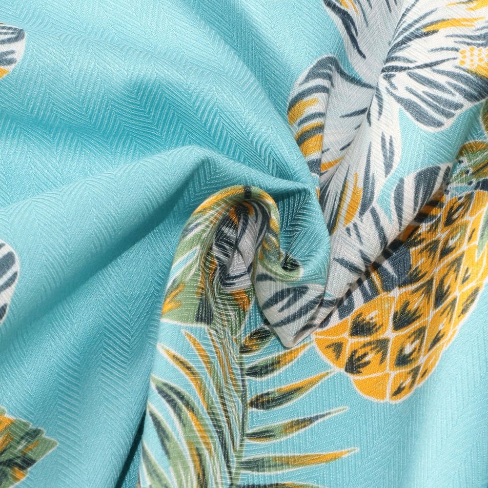 かりゆしウェア平置き画像（生地感確認）