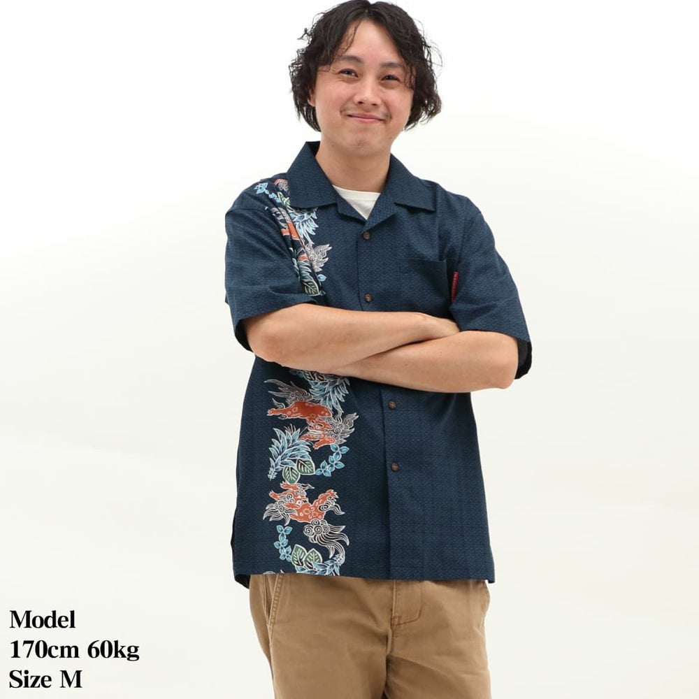 かりゆしウェア　モデル着用画像