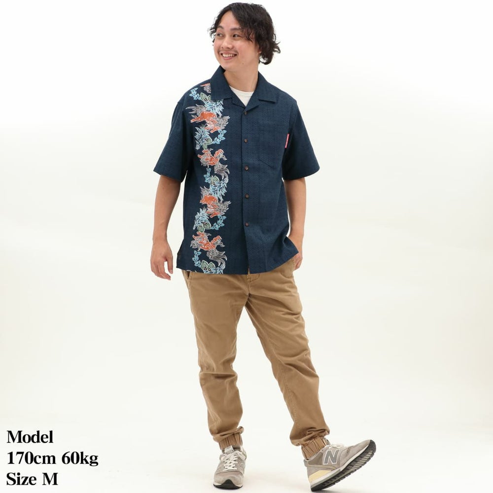 かりゆしウェア　モデル着用画像