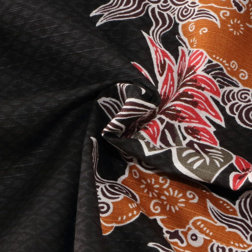 かりゆしウェア平置き画像（生地感確認）