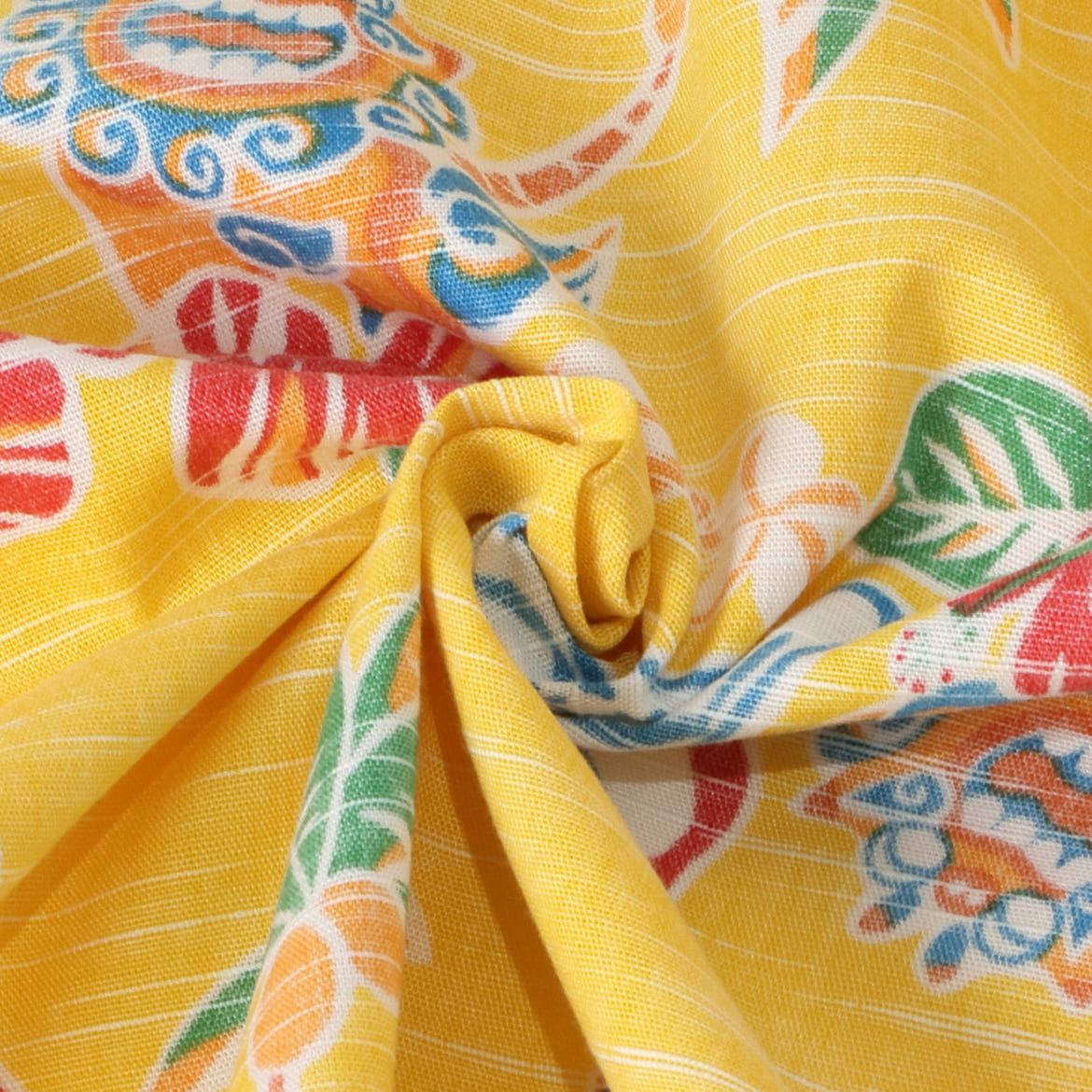 かりゆしウェア平置き画像（生地感確認）