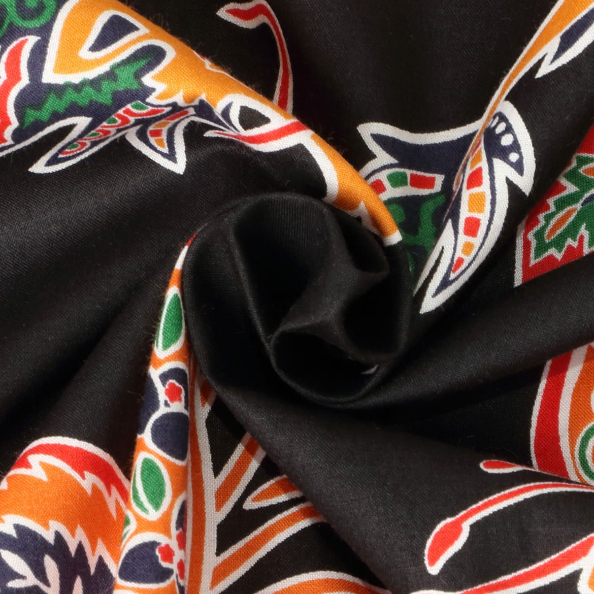 かりゆしウェア平置き画像（生地感確認）