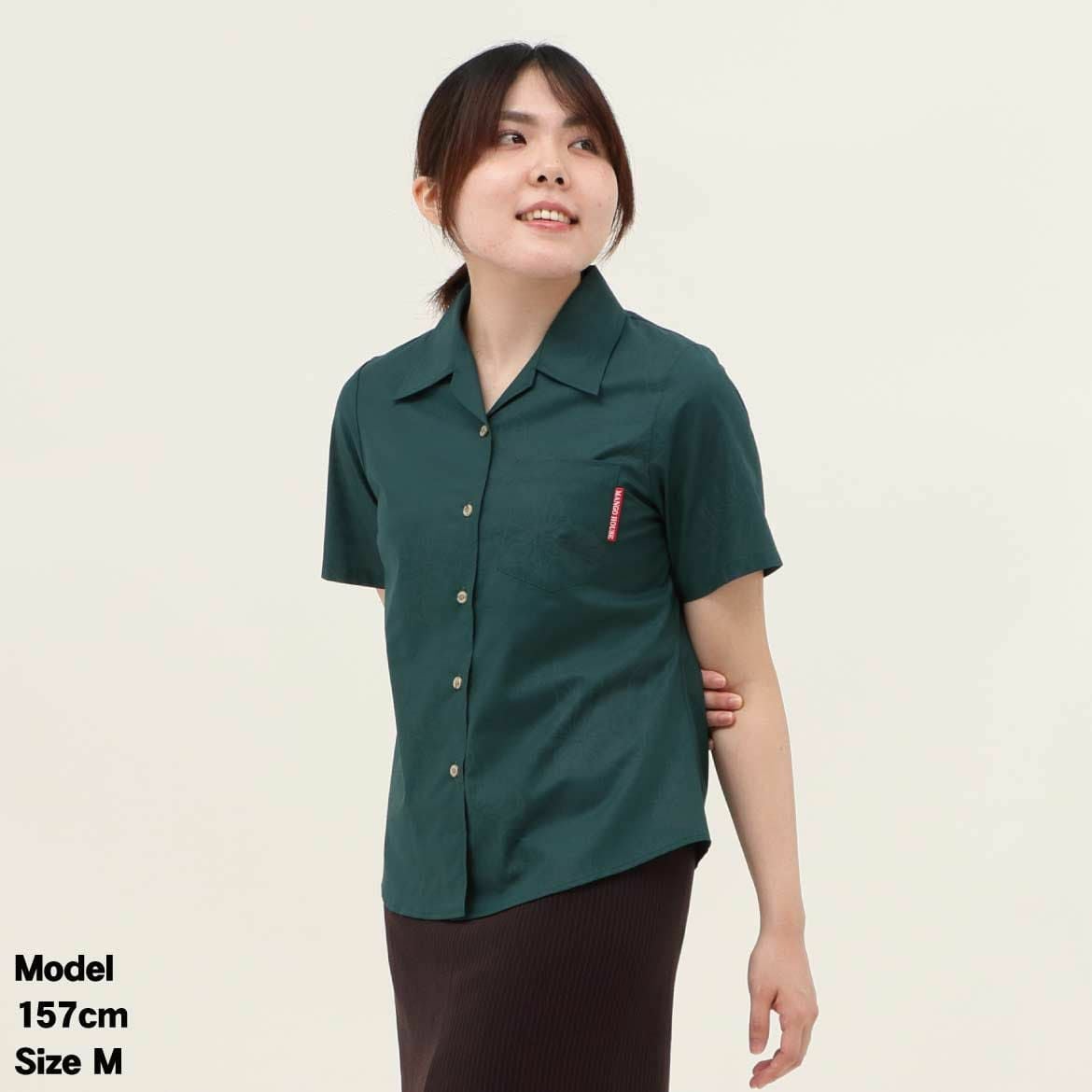 かりゆしウェアモデル着用画像