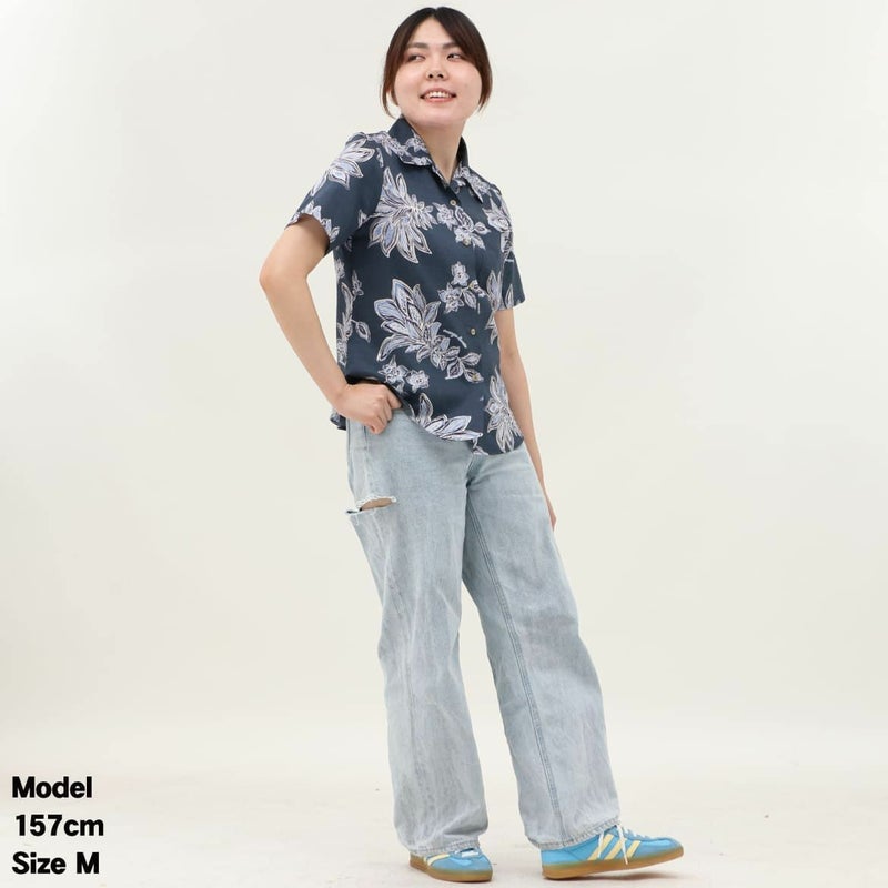 かりゆしウェア　モデル着用画像