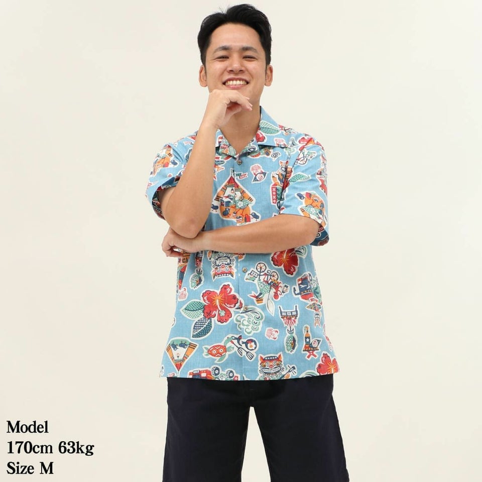 かりゆしウェア　モデル着用