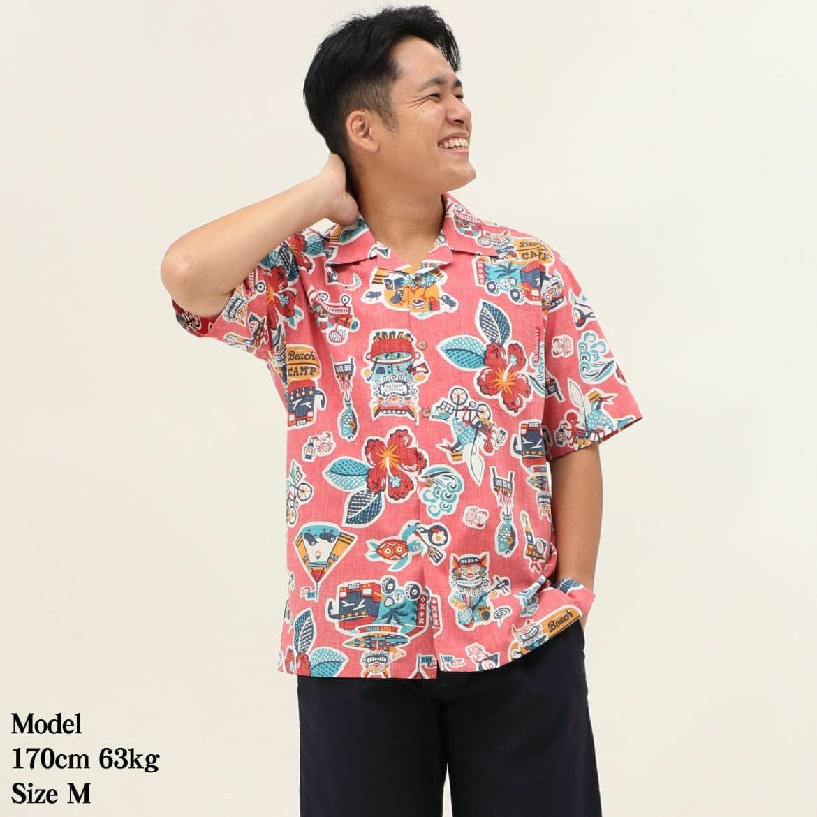 かりゆしウェア　モデル着用