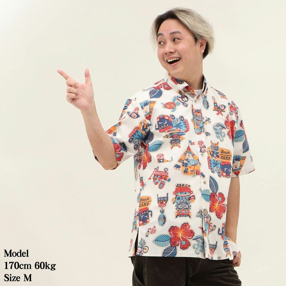 かりゆしウェア　モデル画像