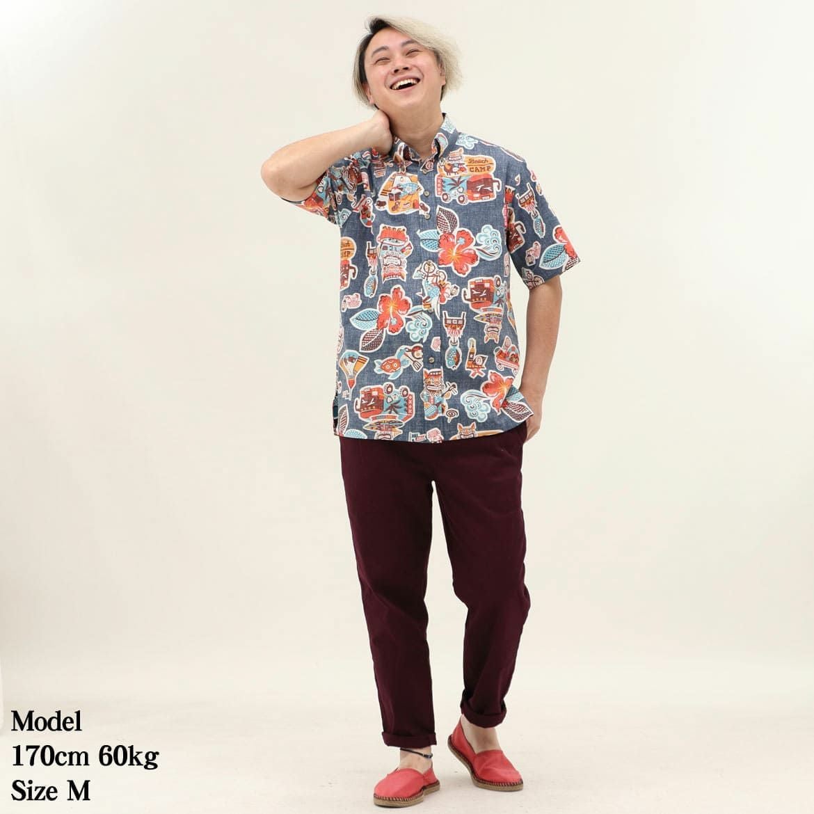 かりゆしウェア　モデル画像