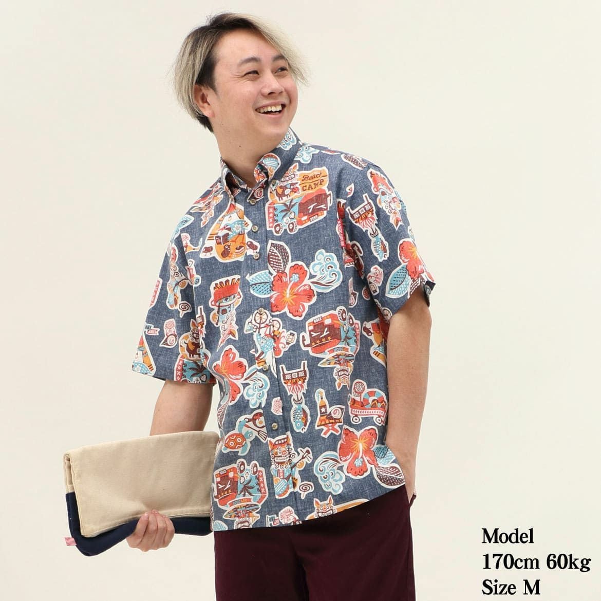 かりゆしウェア　モデル画像