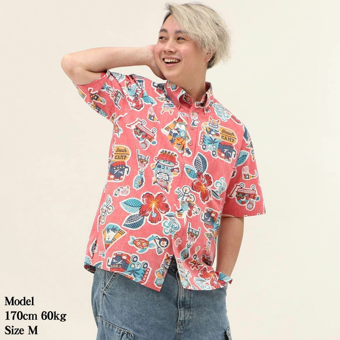 かりゆしウェア　モデル画像