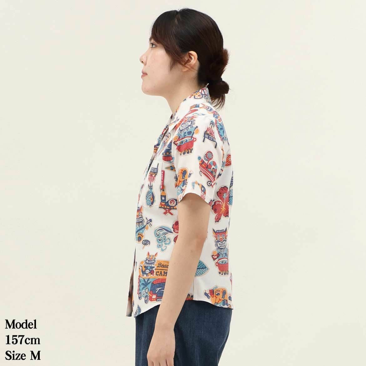 かりゆしウェア　モデル画像