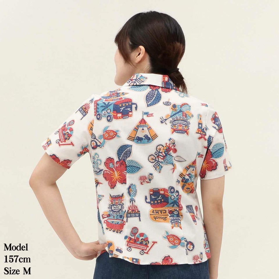 かりゆしウェア　モデル画像