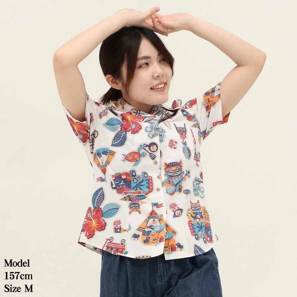 かりゆしウェア　モデル画像