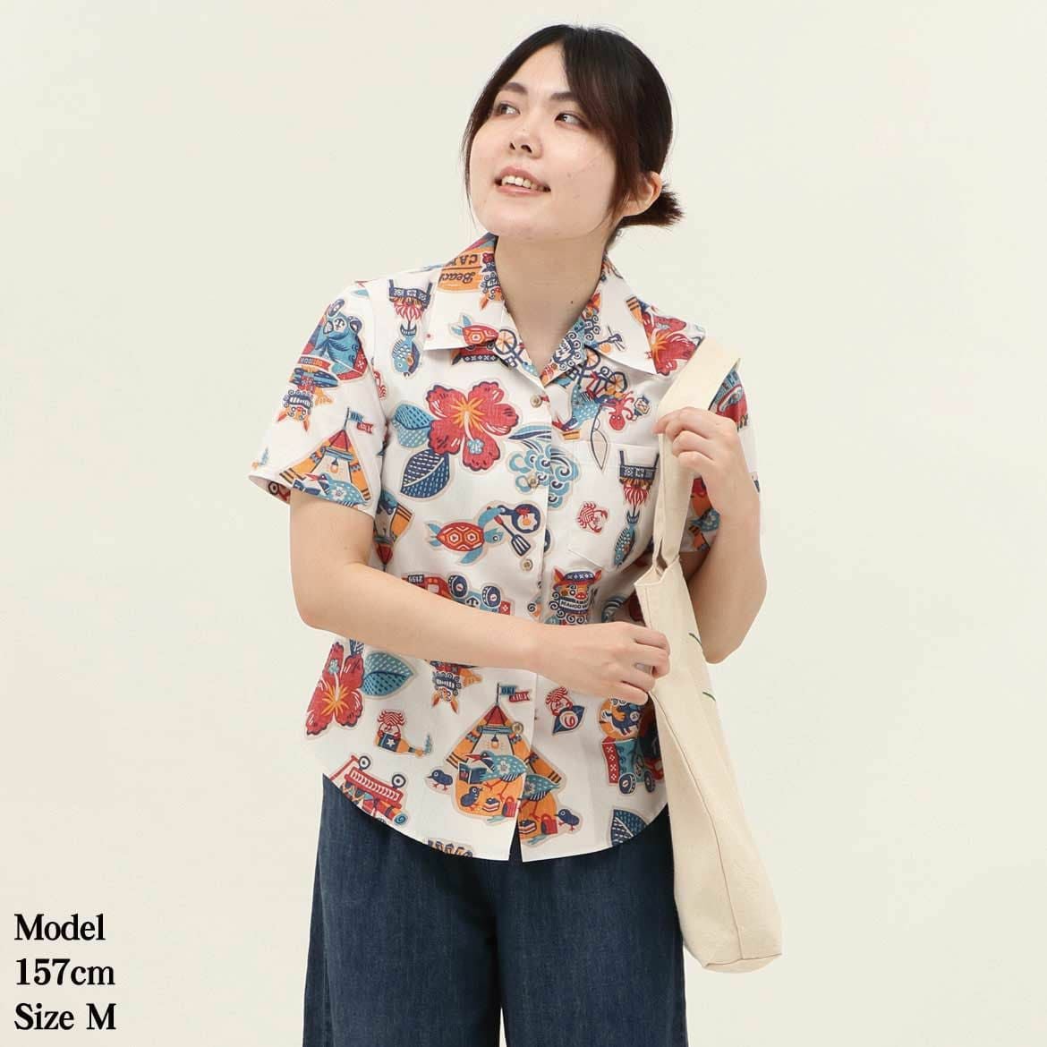 かりゆしウェア　モデル画像