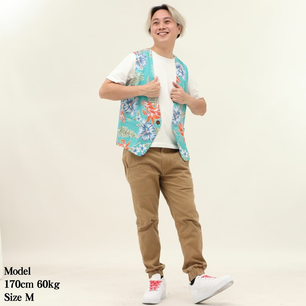 かりゆしウェア　ベスト　モデル画像