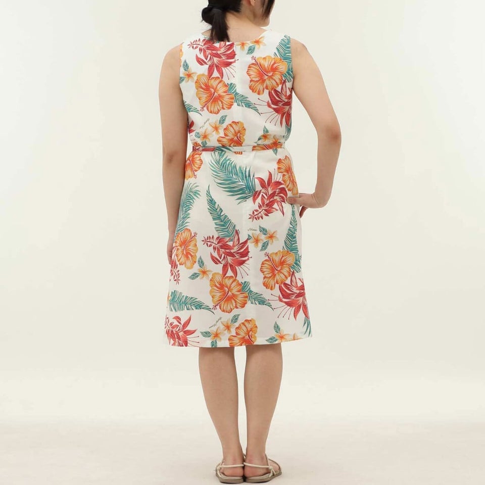 かりゆしウェア　サムネイル画像（アイボリー）