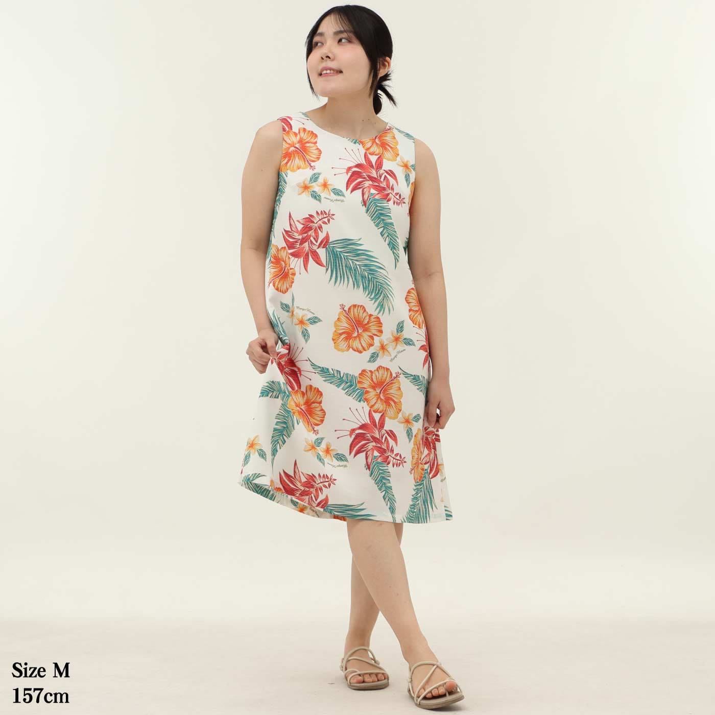 かりゆしウェア　サムネイル画像（アイボリー）