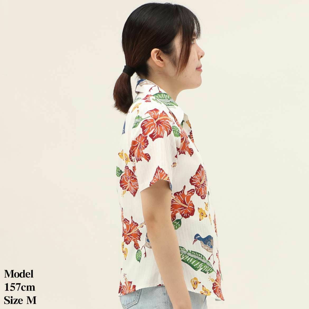 かりゆしウェア　モデル着用画像