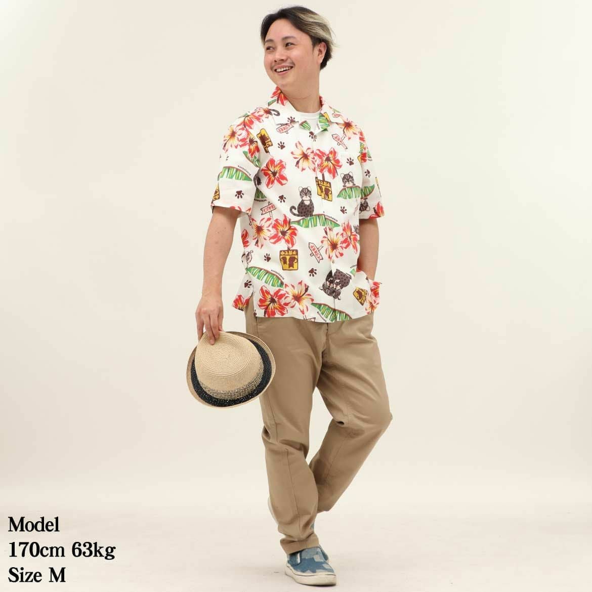 かりゆしウェア　モデル着用