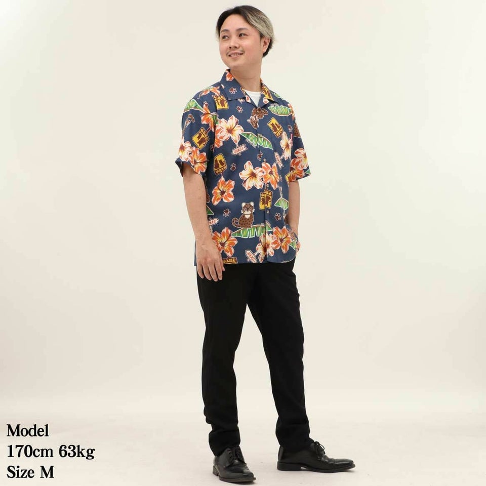 かりゆしウェア　モデル着用