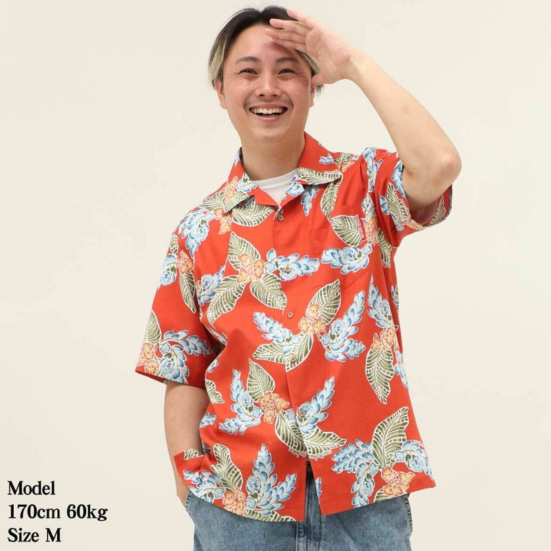 かりゆしウェア　モデル着用