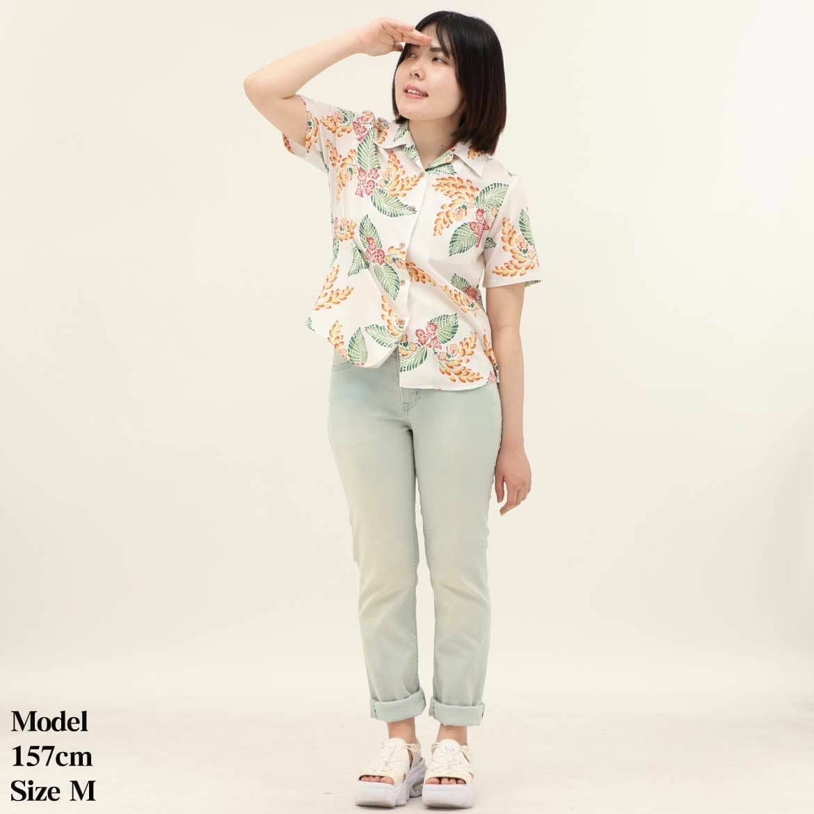 かりゆしウェア　モデル