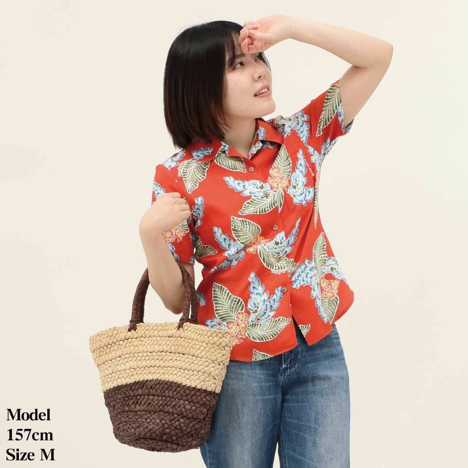 かりゆしウェア　モデル