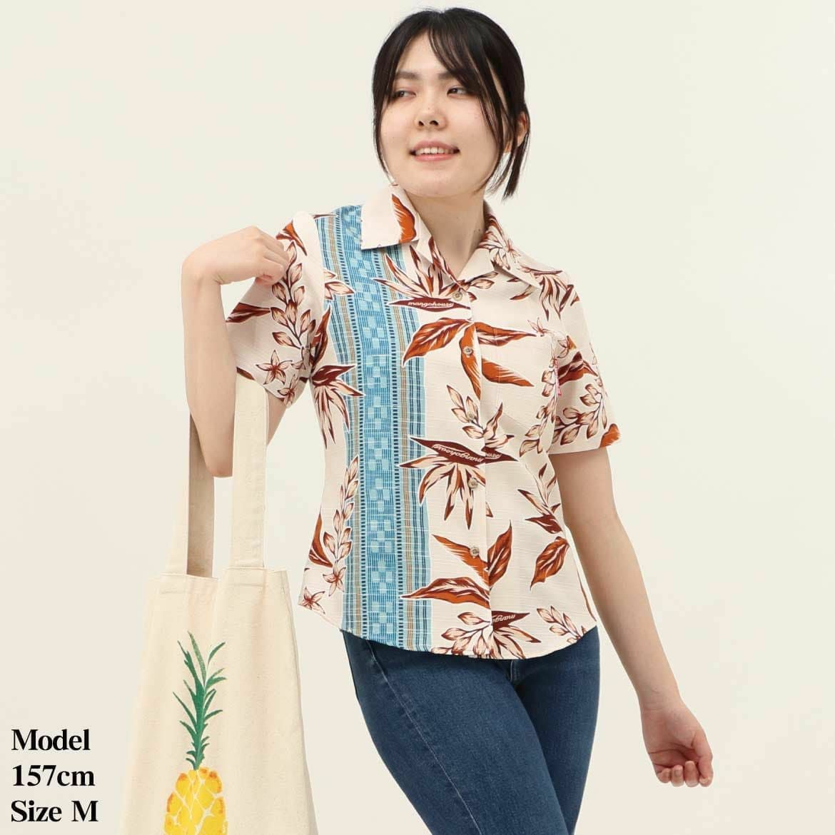 かりゆしウェア　モデル着用画像