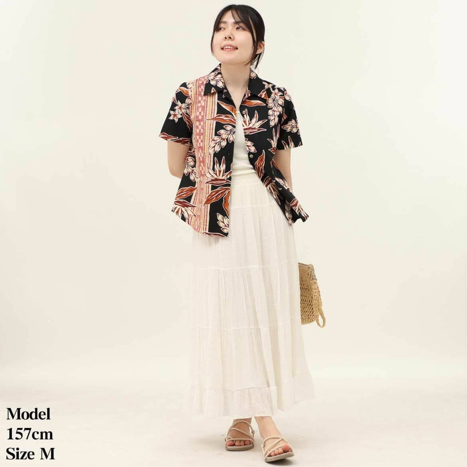 かりゆしウェア　モデル着用画像