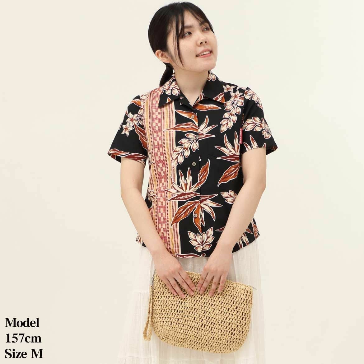 かりゆしウェア　モデル着用画像