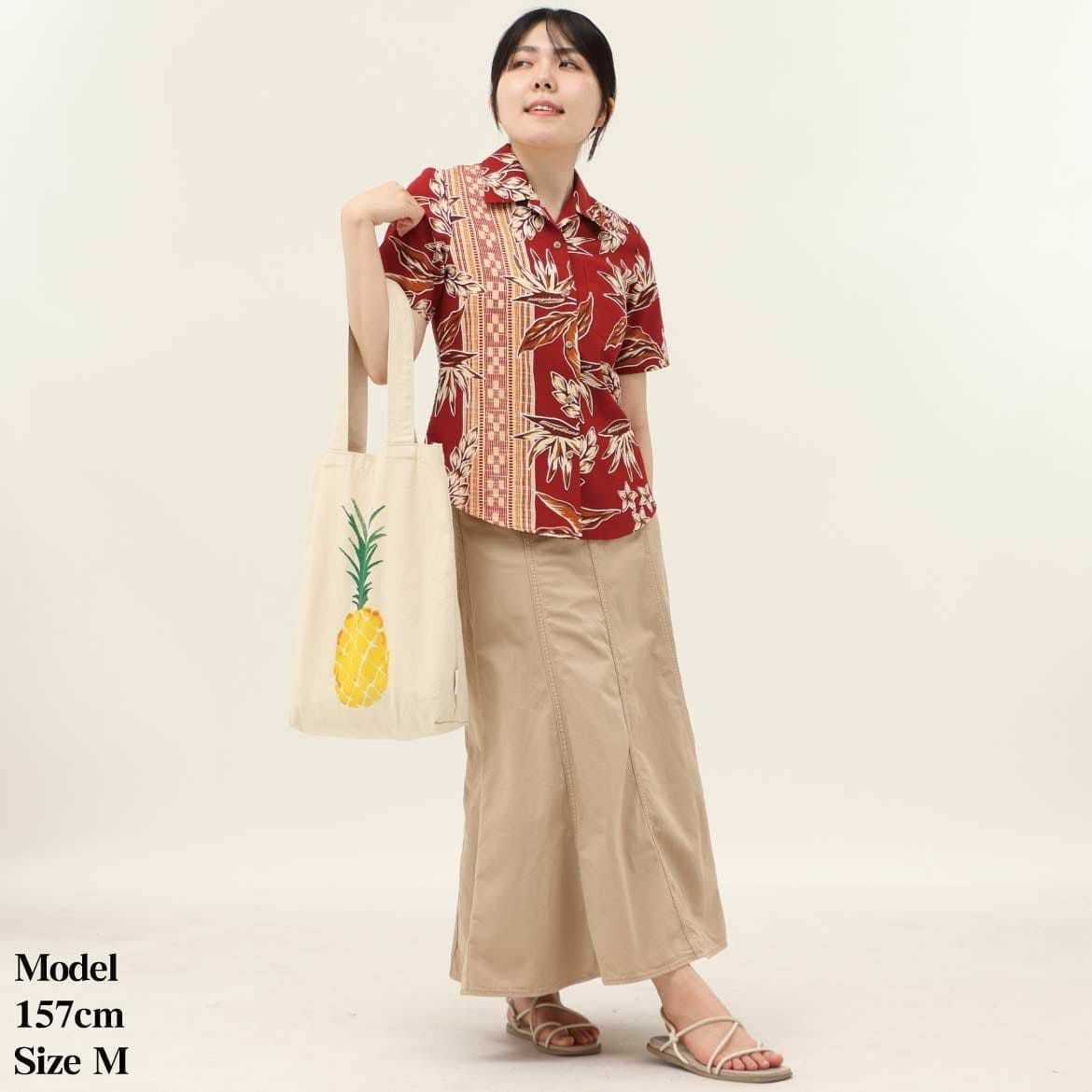 かりゆしウェア　モデル着用画像