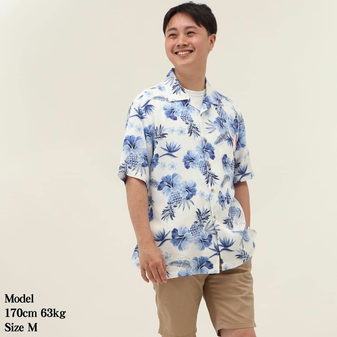 かりゆしウェア　モデル着用画像