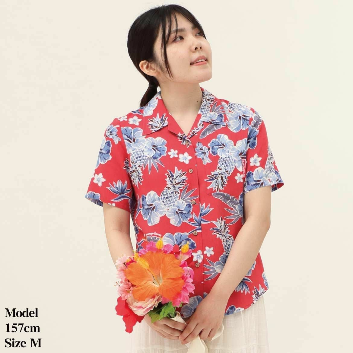 かりゆしウェア　モデル着用画像