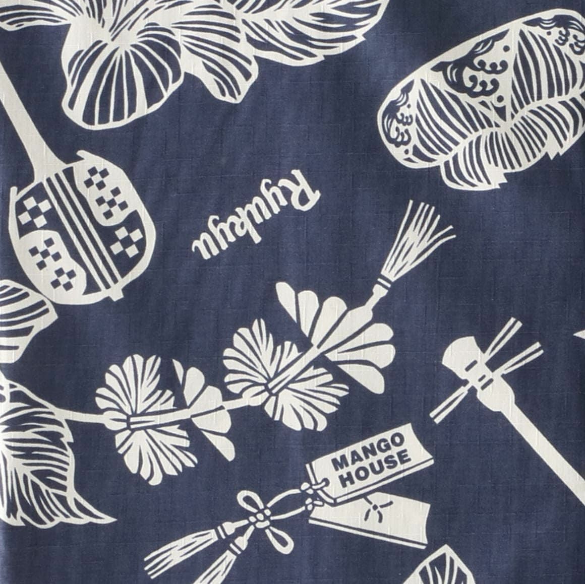 かりゆしウェア　ハーフパンツ　デザイン