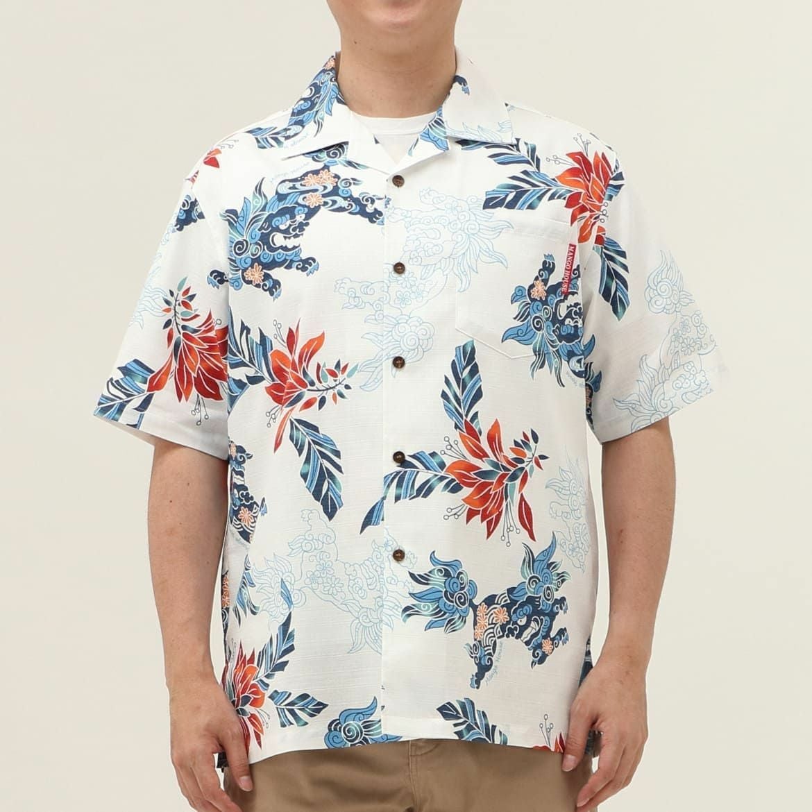 かりゆしウェア　モデル着用画像