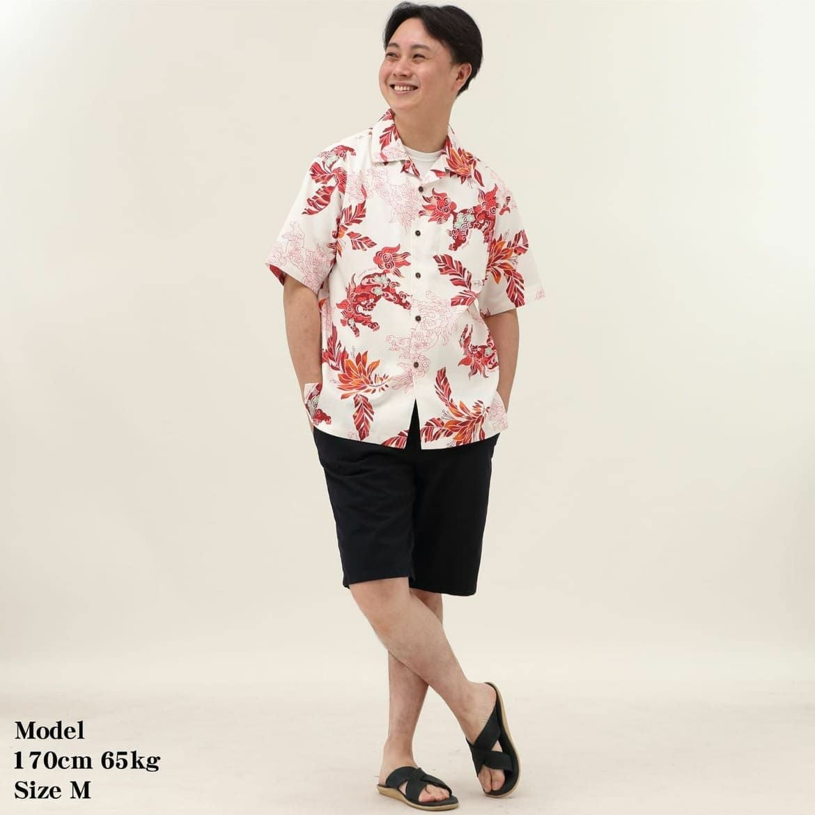 かりゆしウェア　モデル着用画像