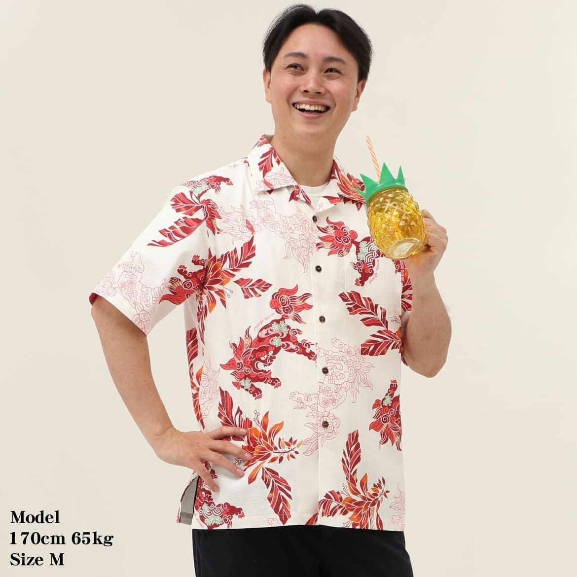 かりゆしウェア　モデル着用画像