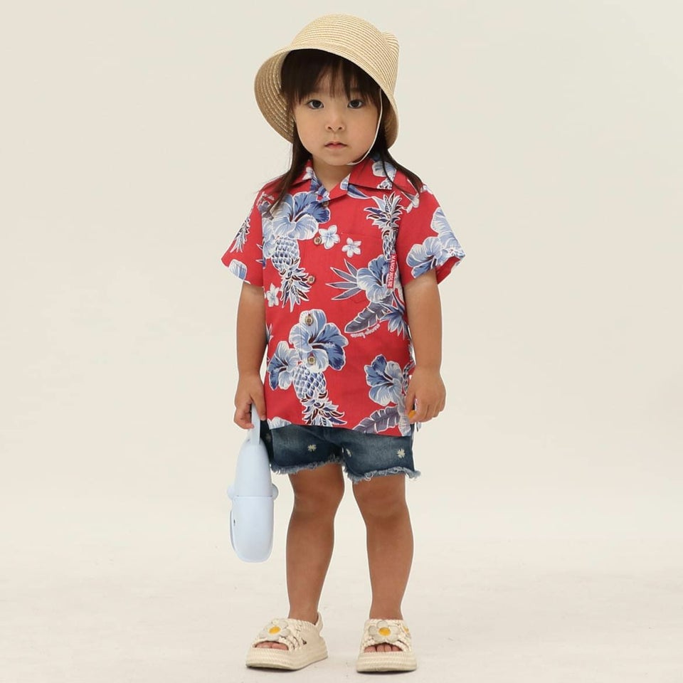 かりゆしウェア　モデル着用画像