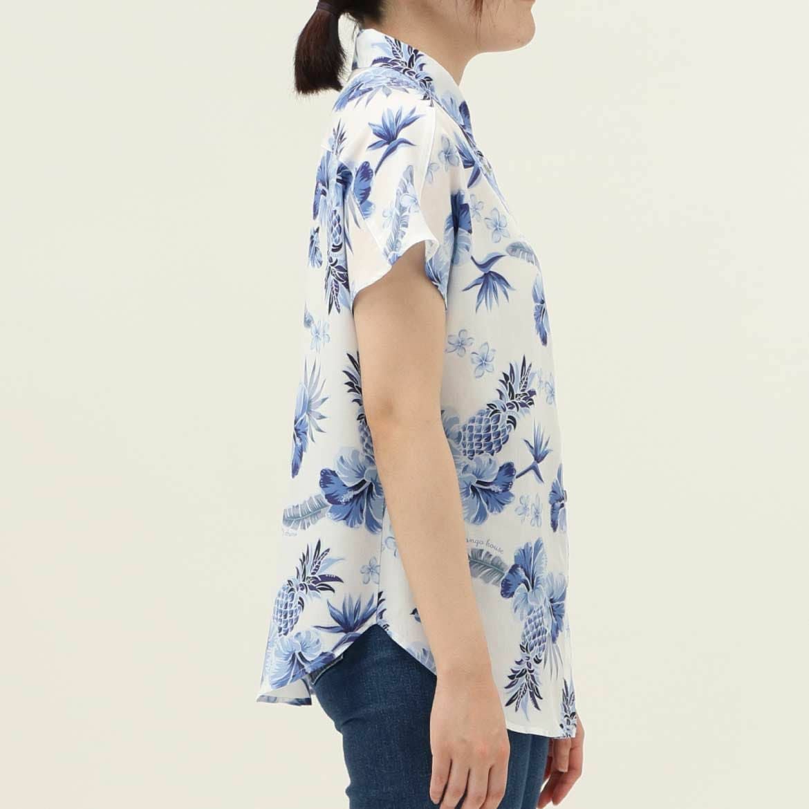 かりゆしウェア　モデル着用画像