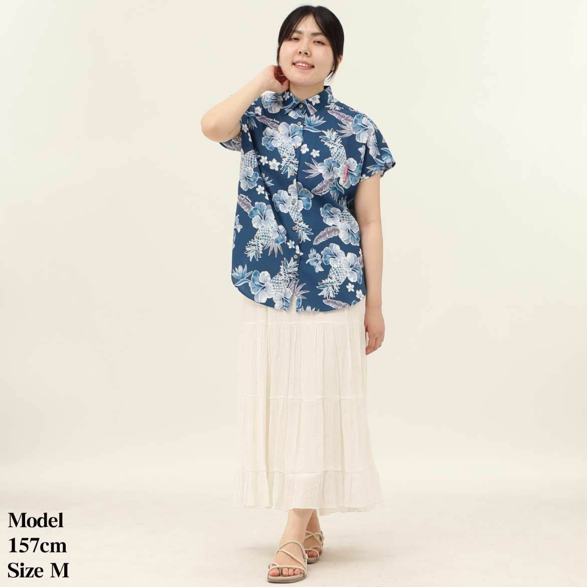 かりゆしウェア　モデル着用画像