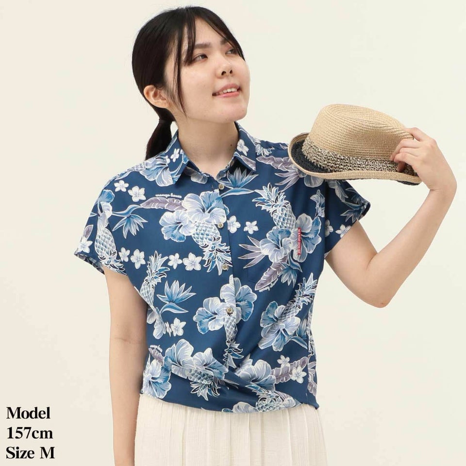 かりゆしウェア　モデル着用画像