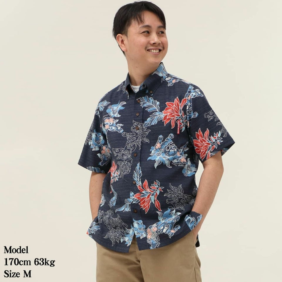 かりゆしウェア　モデル着用画像