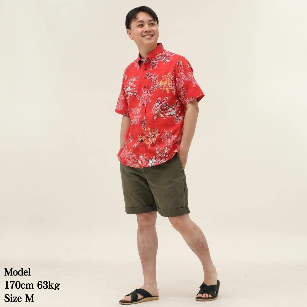 かりゆしウェア　モデル着用画像